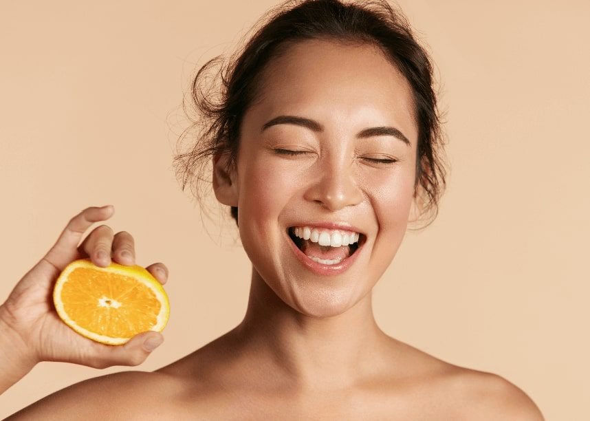 The Truth About Porcelain Veneers: Why They Really Do Stain 2 Natural smile